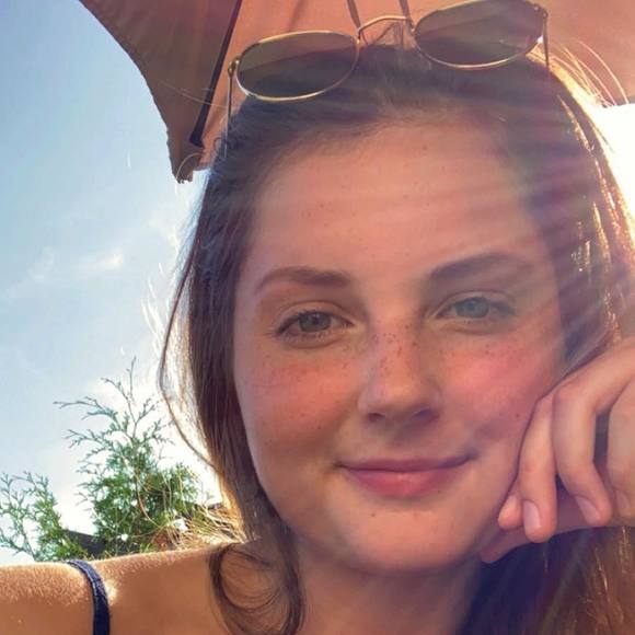 Meet your Posher, Kalie - Picture 1 of 1